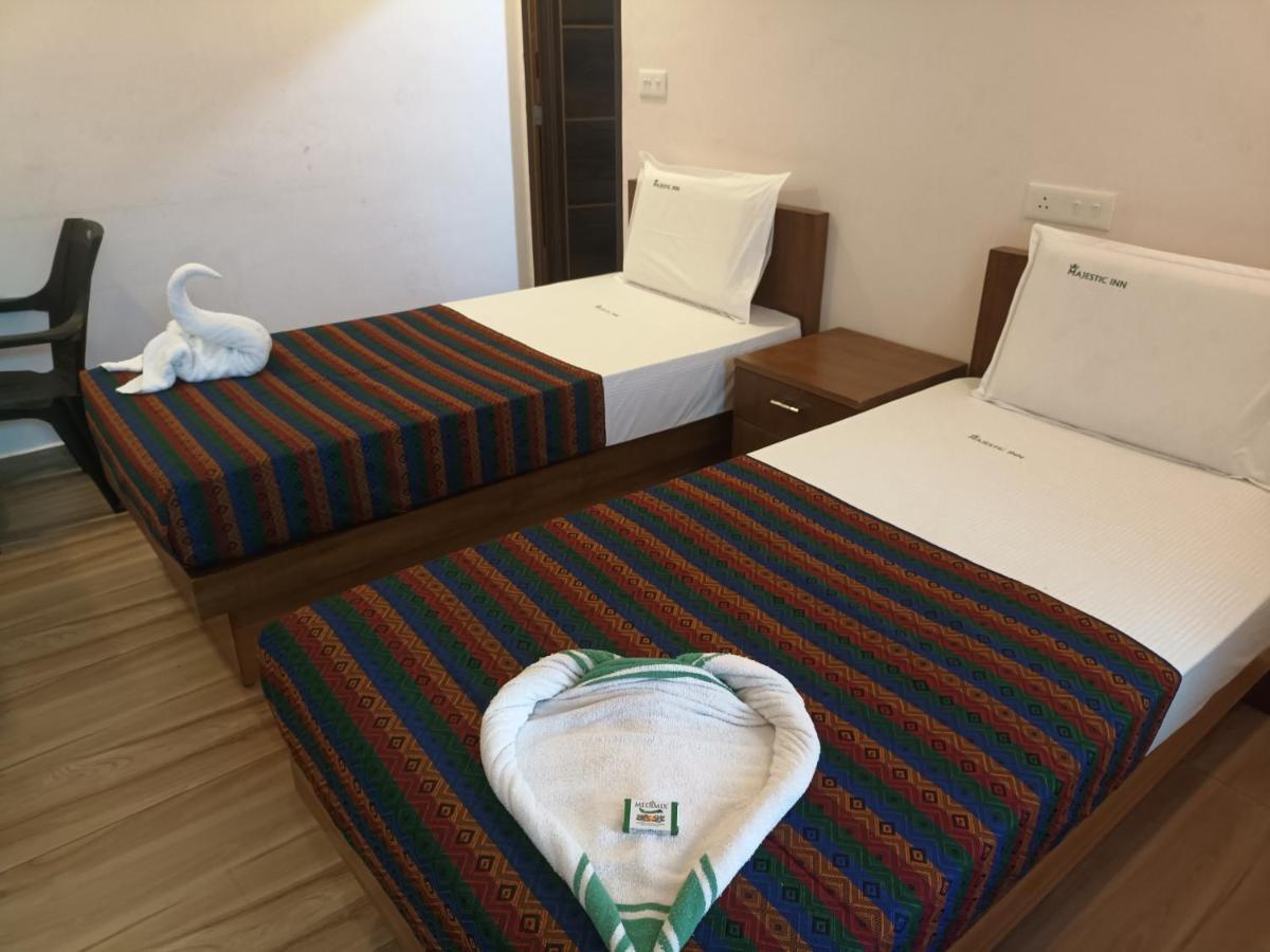 Majestic Inn Thiruvananthapuram Bagian luar foto